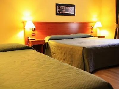 Hotel Impero Cremona 4*,